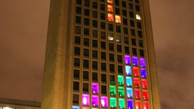 Παίζοντας Tetris σε έναν ουρανοξύστη 29 ορόφων!