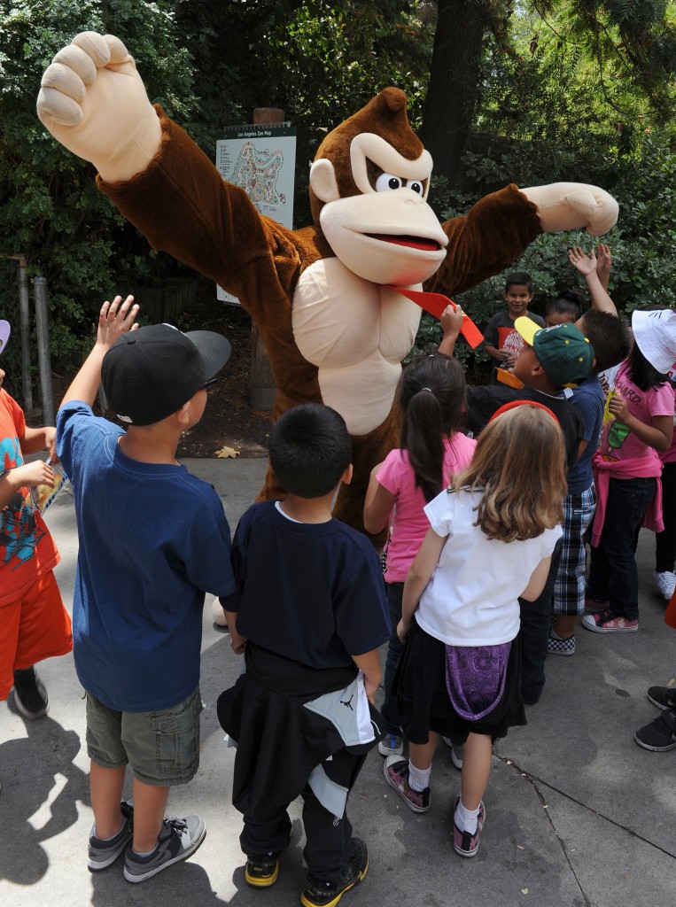 Nintendo Donkey Kong Country Returns 3D  Los Angles Zoo