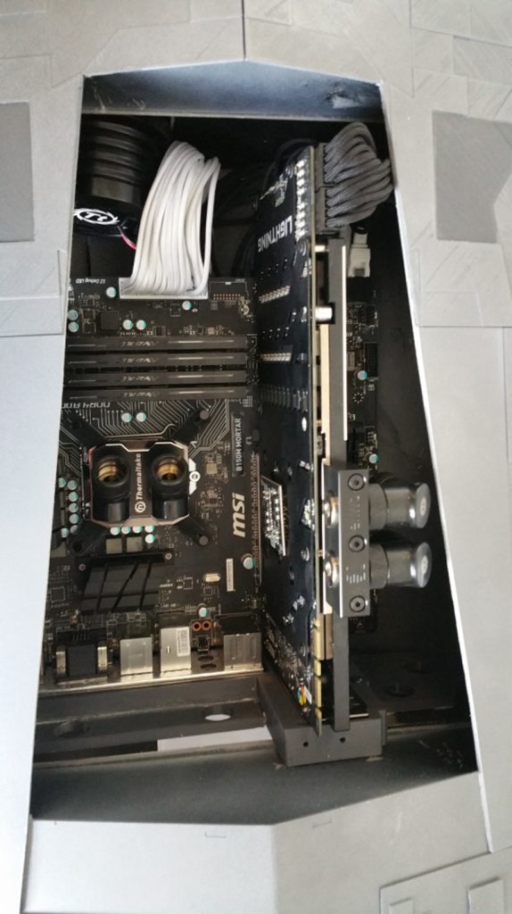 Venator Star Destroyer PC Modded Case (1)