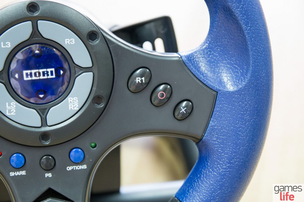 Hori Racing Wheel 4 (10)