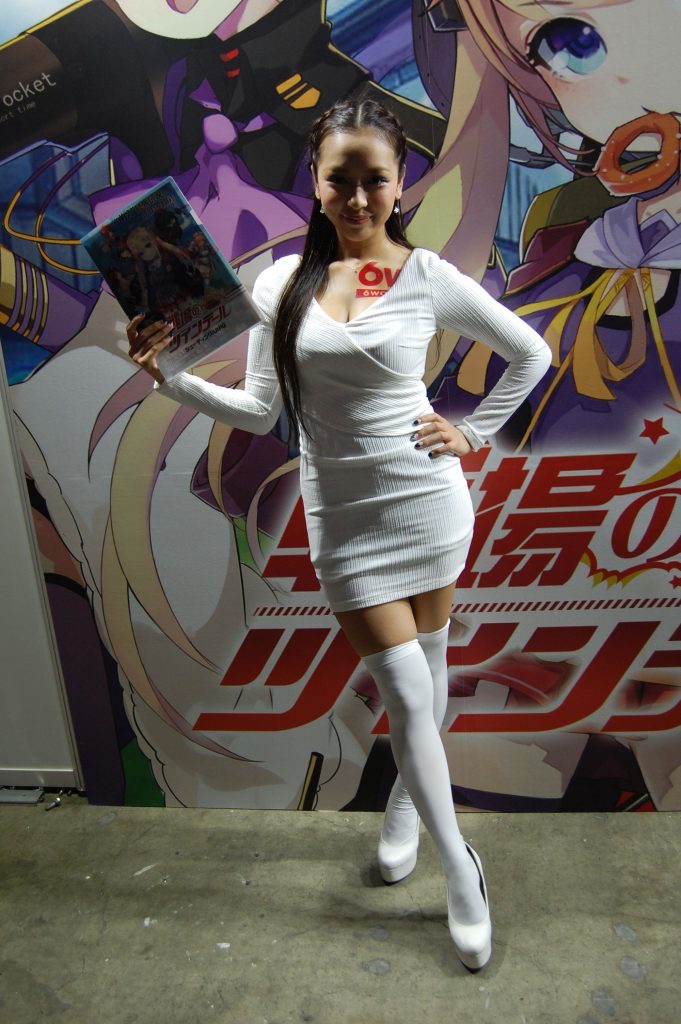 tgs-booth-babes-3