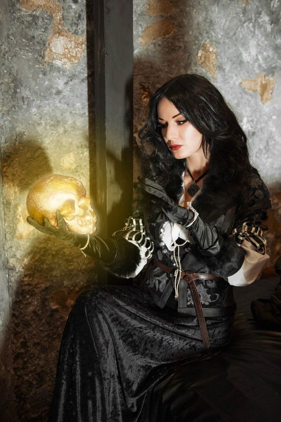 yennefer-cosplay-11