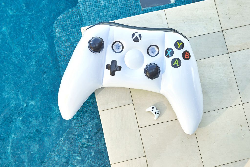 Strwma Thalassis Xbox One Controller (2)