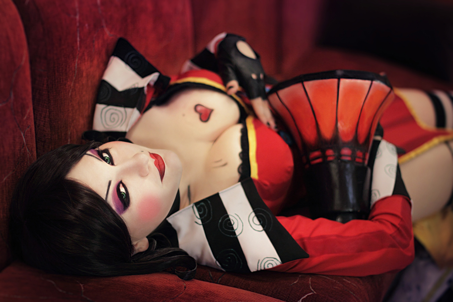 Mad Moxxi Cosplay (11)