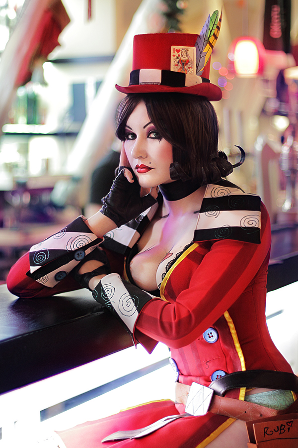 Mad Moxxi Cosplay (13)