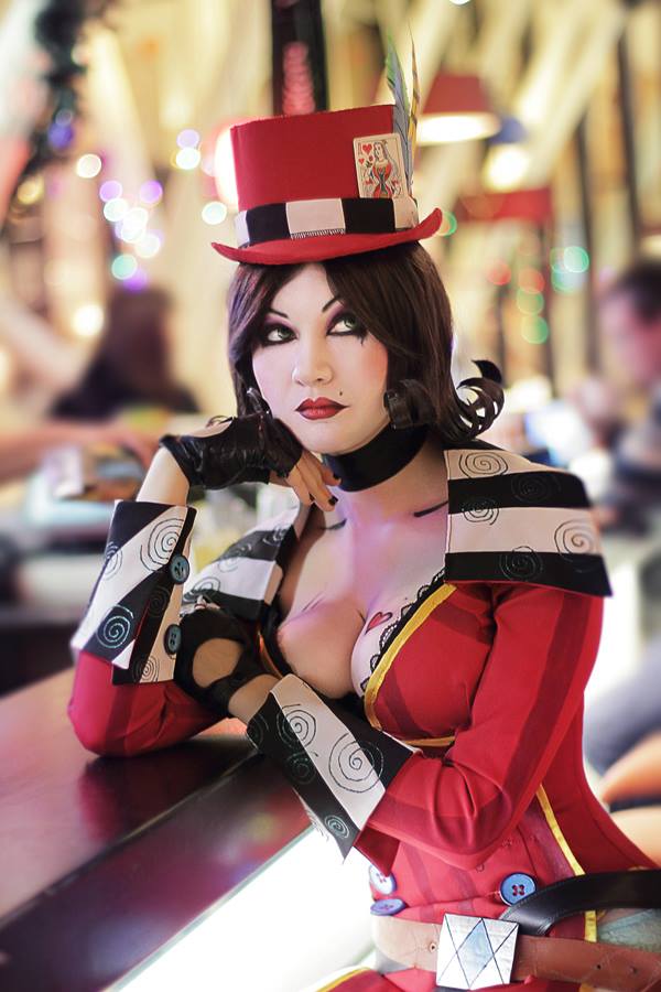 Mad Moxxi Cosplay (6)