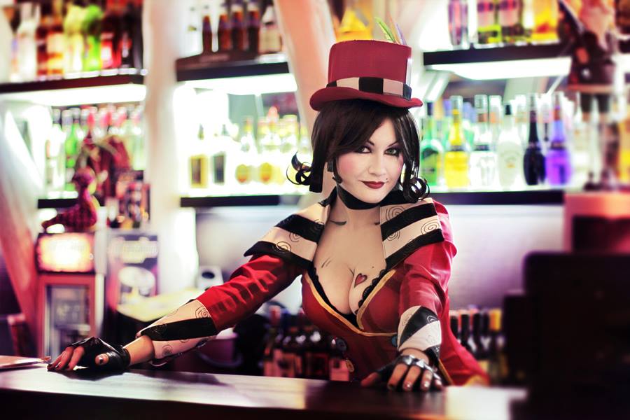 Mad Moxxi Cosplay (8)