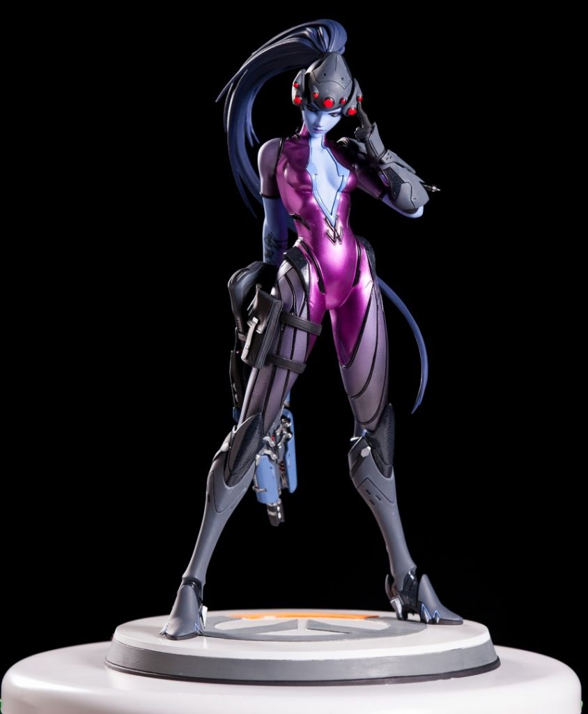 Widowmaker Statue (2)