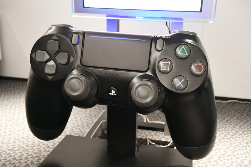 DualShock 4 (2)