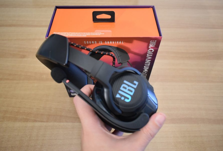 JBL Quantum 600 Review: “Legendary… gaming headset”!
